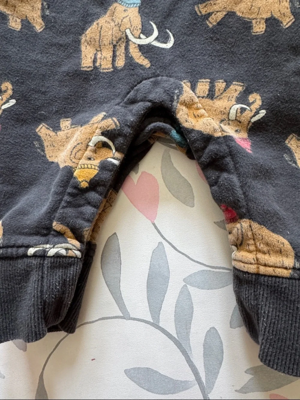 HANNA ANDERSSON Baby One-Piece with Playful Mammoth Print - Picture 3 of 4